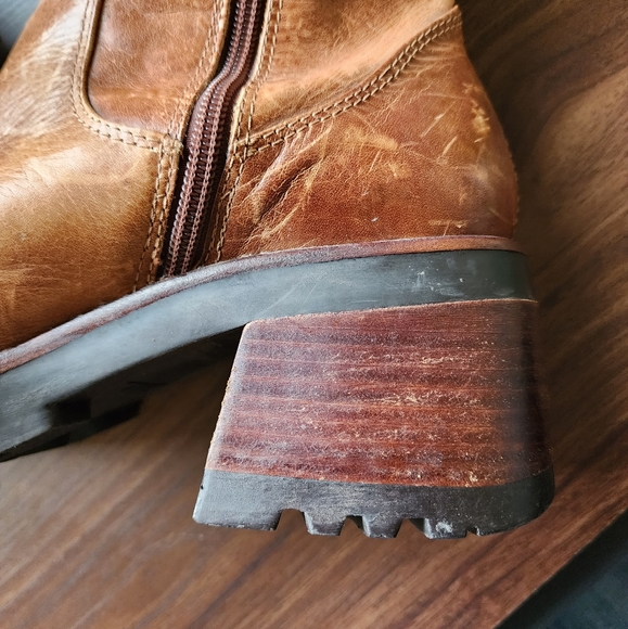 Vintage Steve Madden Fender Cognac Chunky Stacked Heel Boots - Picture 6 of 11